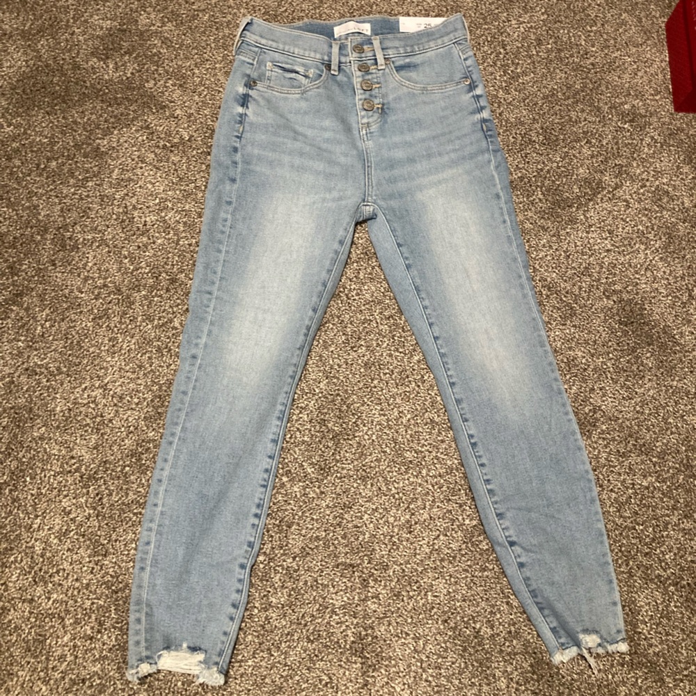 LOFT Women's Light Blue Skinny Jeans